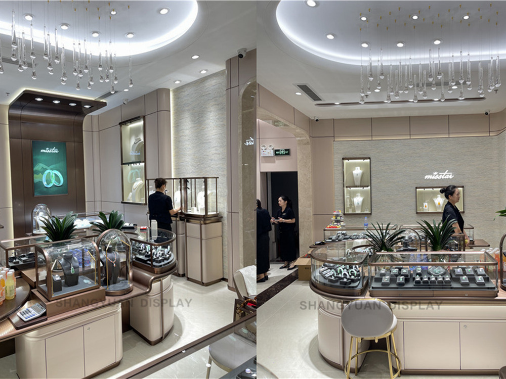jewelry showcase